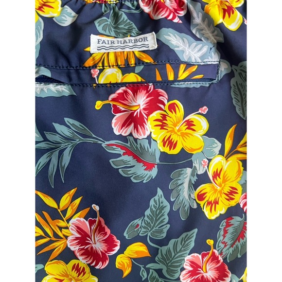 Fair Harbor Shorts Men's XXL Blue Swim Trunks Lined 8" Inseam Polyester Hawaiian - Picture 5 of 8